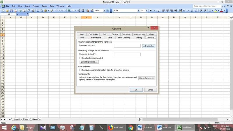 перейдите к опции безопасности, чтобы удалить пароль из excel 2007